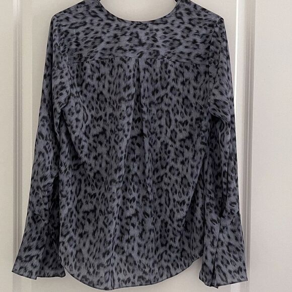 Joie Blue Leopard Long Sleeve Blouse - Picture 4 of 4